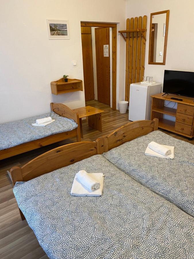 Global Apartmanhaz Вонярквашеги Екстериор снимка